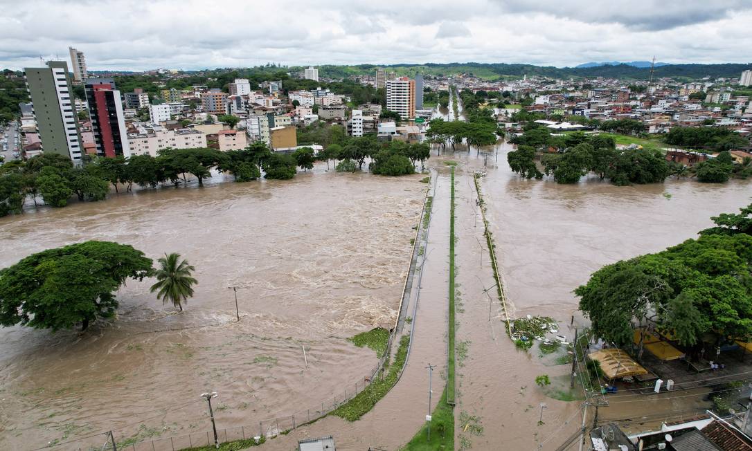 A Ascensão da Ansiedade Climática entre Jovens: Impactos Psicológicos e Como Lidar