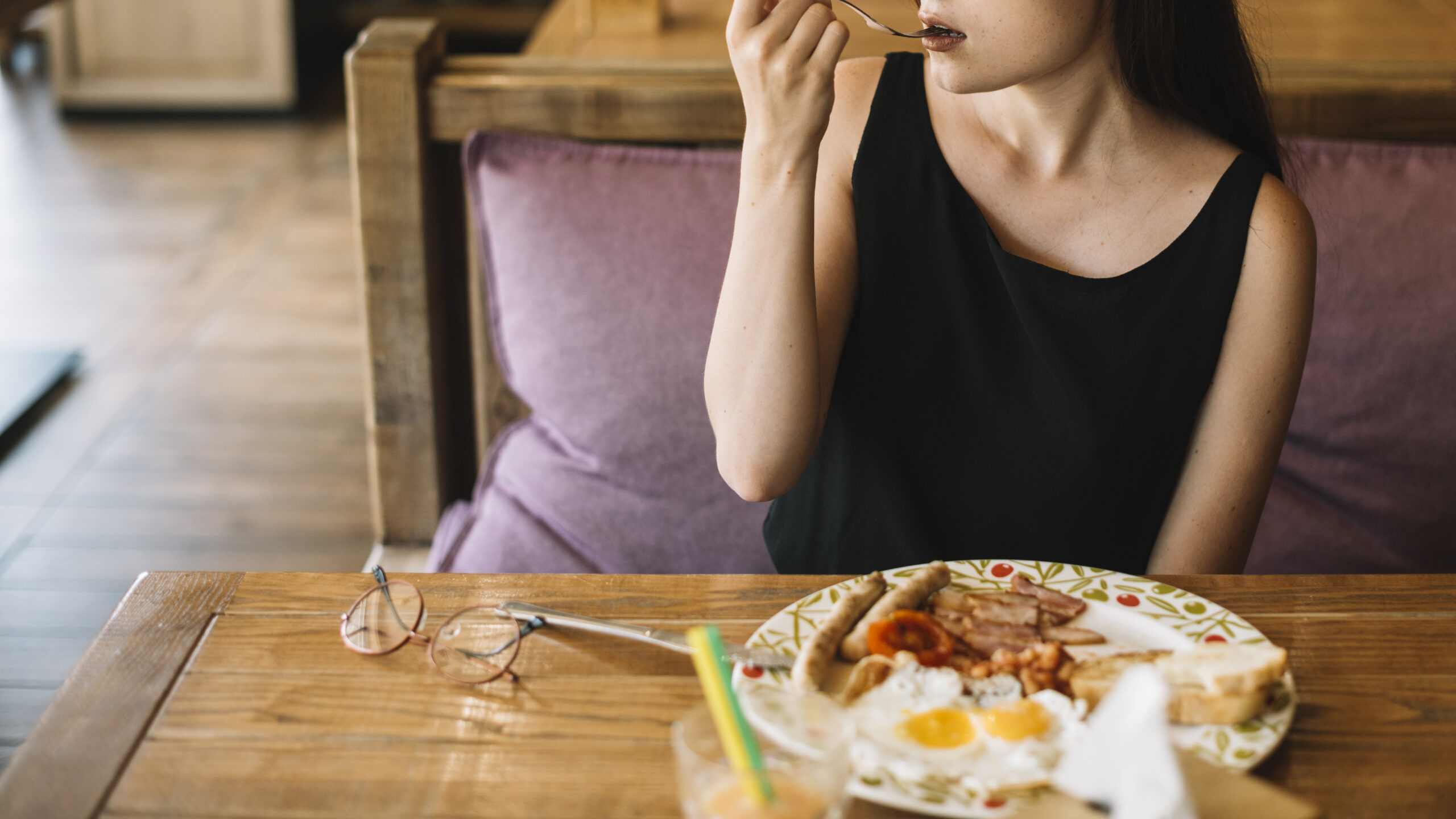 Será que tenho compulsão alimentar? Veja os sinais